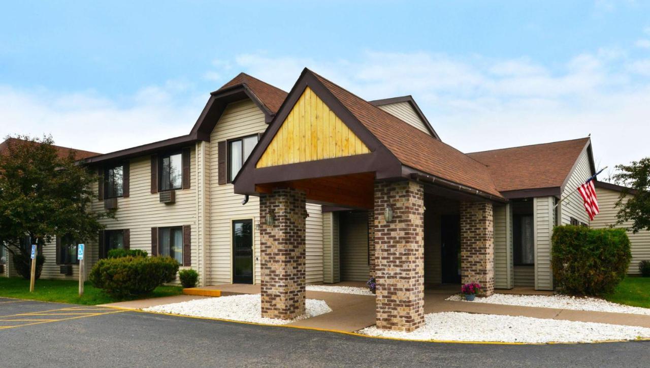 Magnuson Hotel Country Inn Ishpeming Exteriör bild