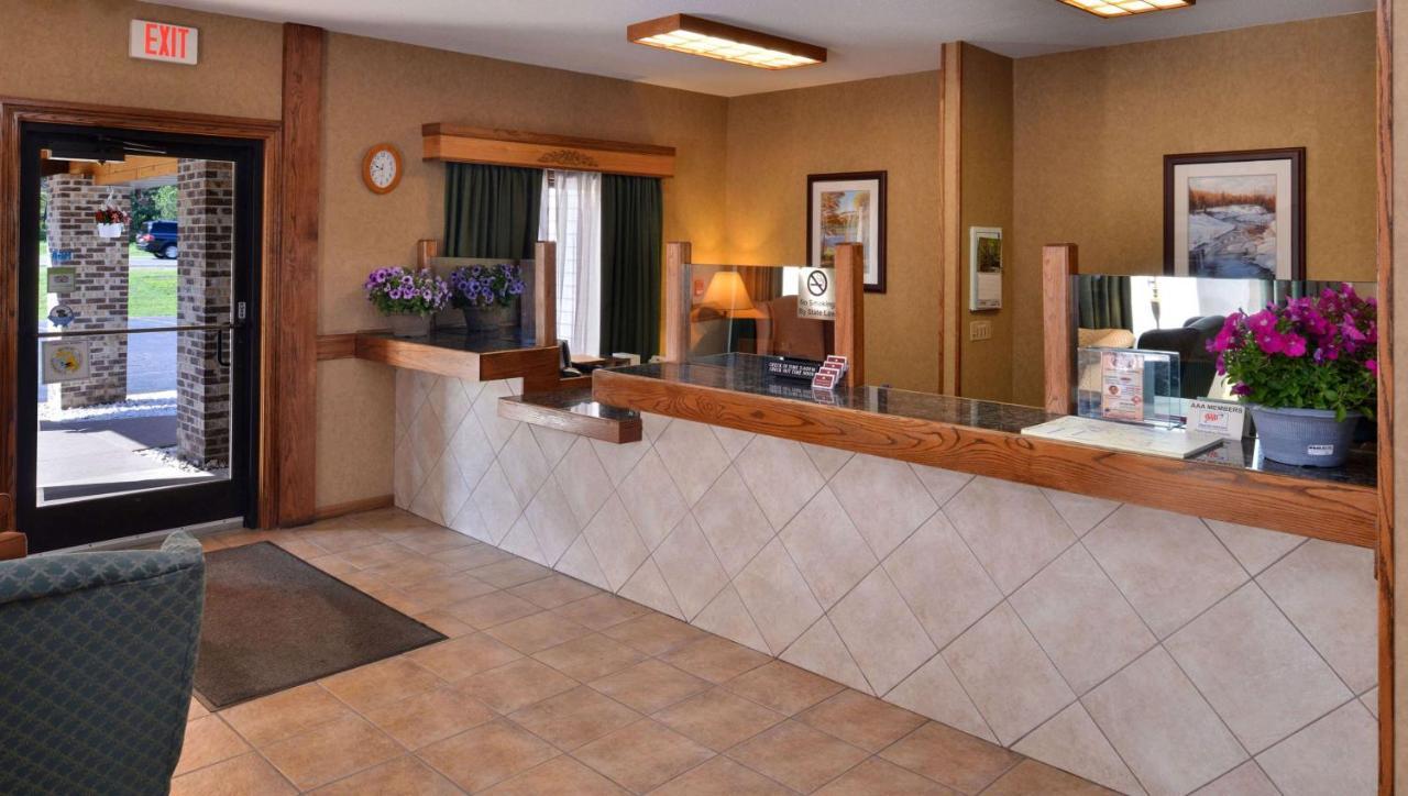 Magnuson Hotel Country Inn Ishpeming Exteriör bild